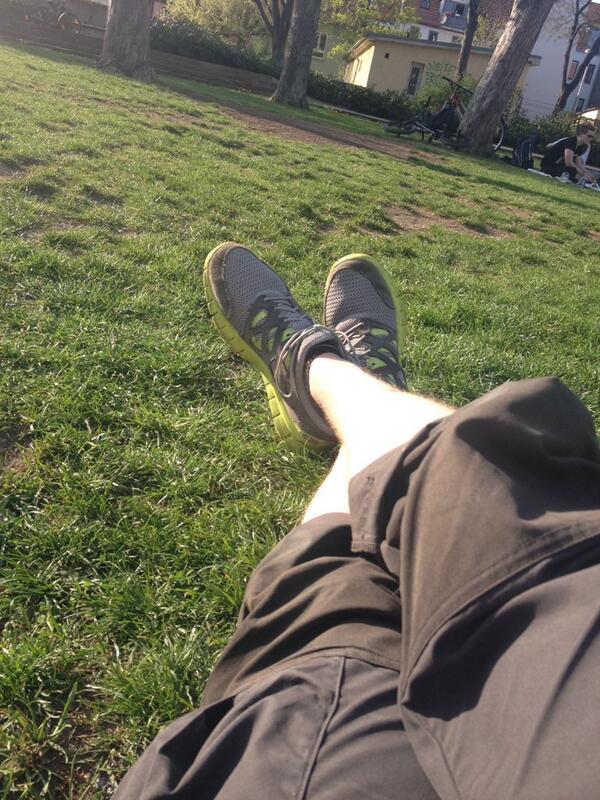 Erster Kurze-Hose-Tag 2014. Muss no