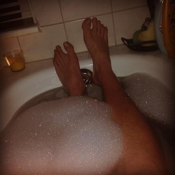Komische Füße #badetweet http://t
